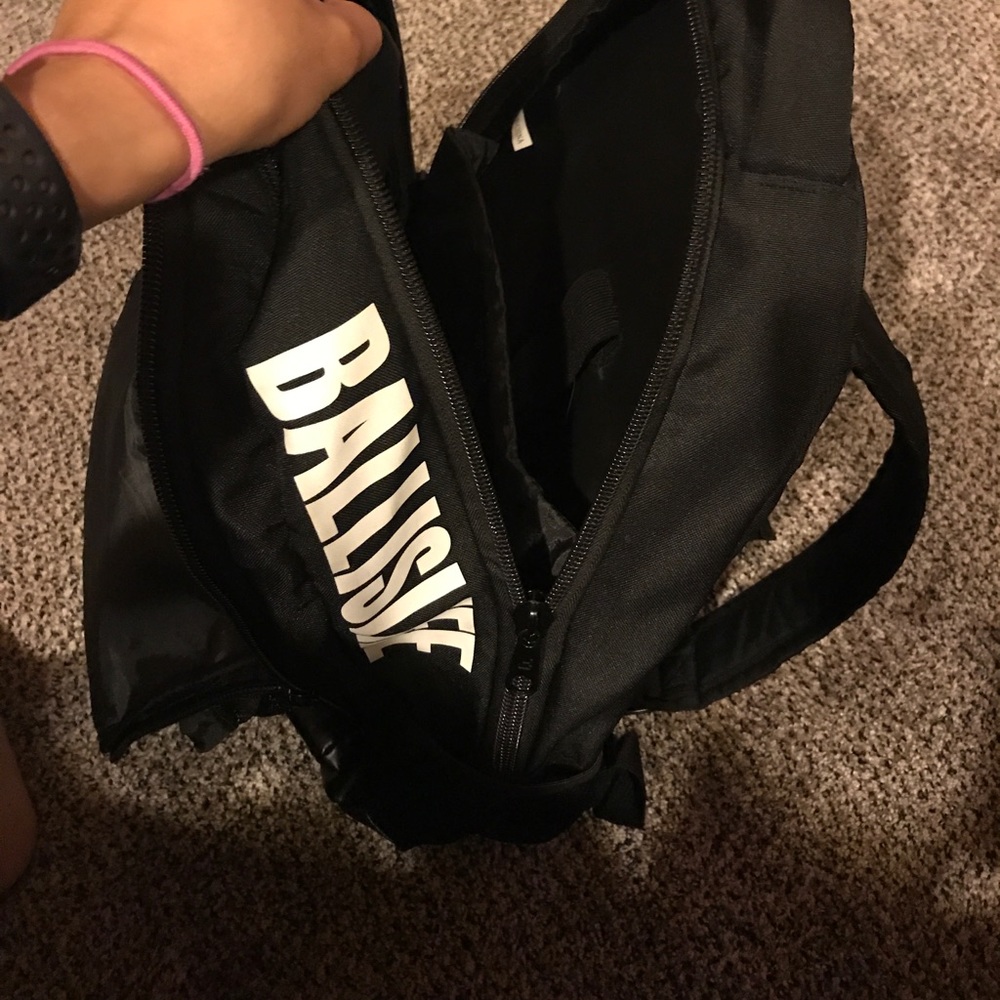 Backpack - Picture 4 of 5