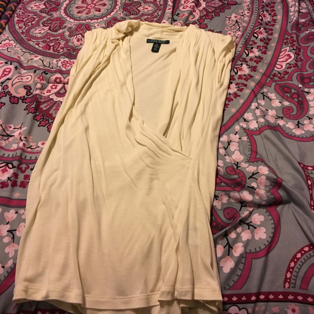 Shirt that can be worn dressy or casual