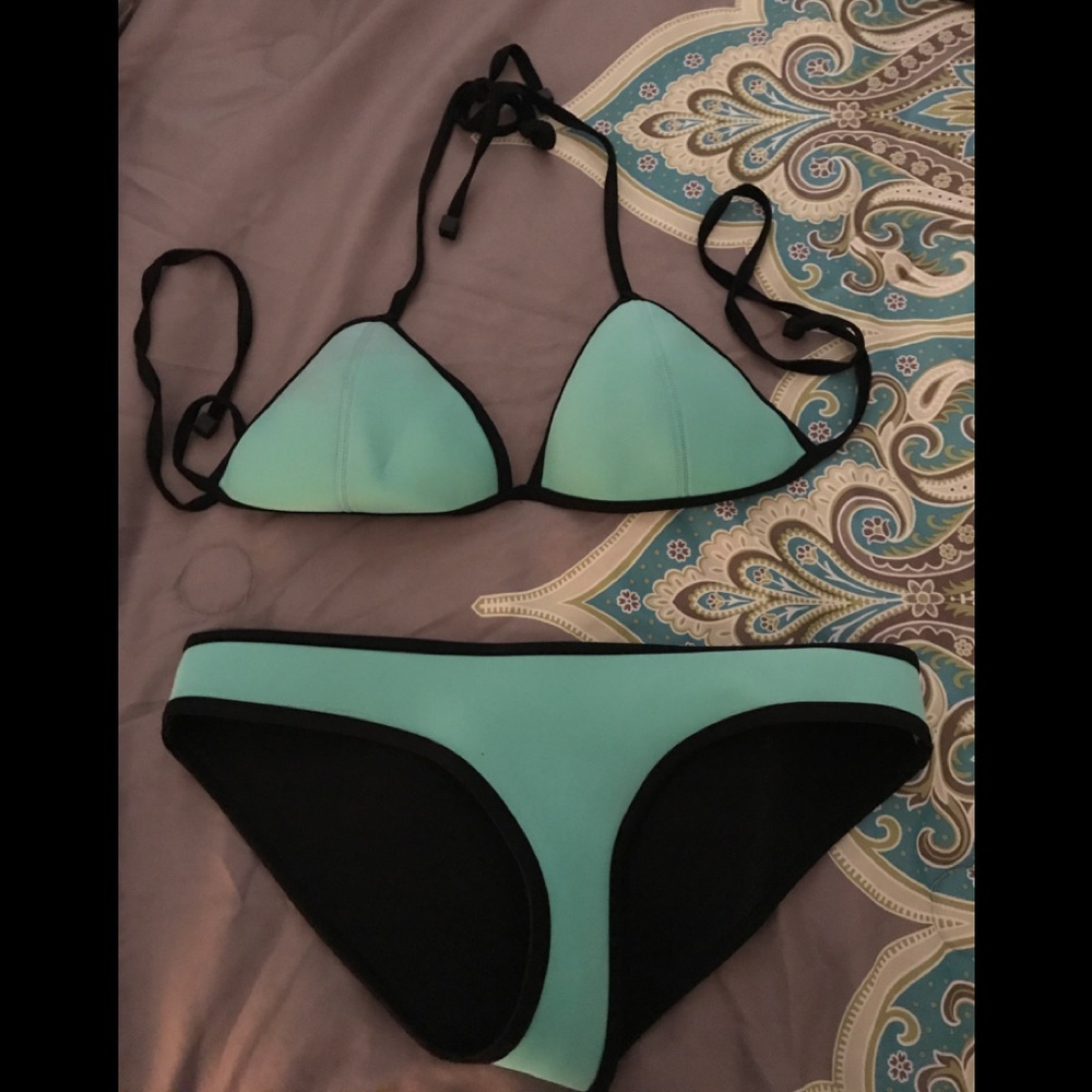 Triangl bikini