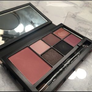 MAC limited edition face kit by Rebecca Moses/plum