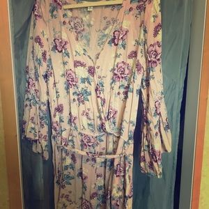 American Eagle Floral Romper