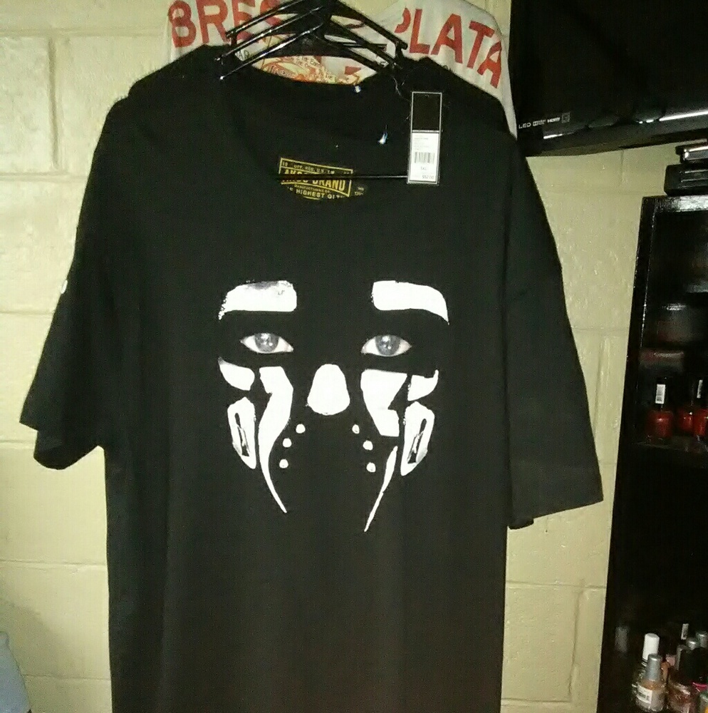 Akoo men's tee shirt