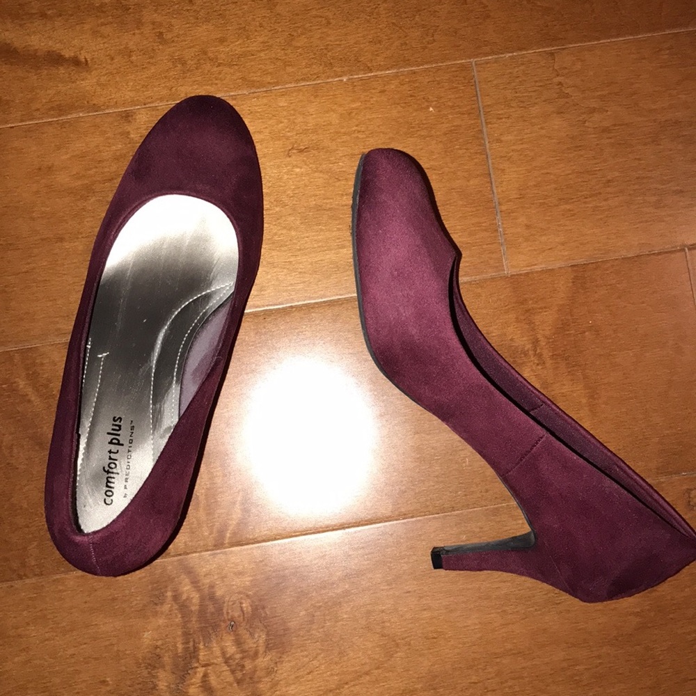 Comfort Plus heels wore once