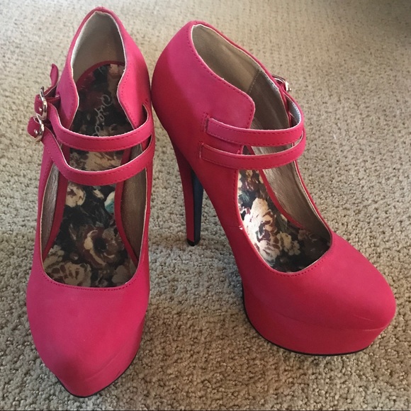 Red Suede Mary Jane Platform Heels - Picture 2 of 8