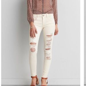 AEO destroyed skinny jeans - (off white color)