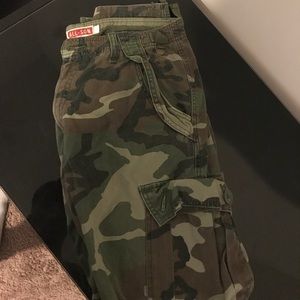 Men's fitted Camo Pants