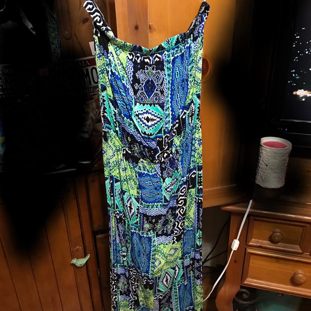 Sleeveless dress