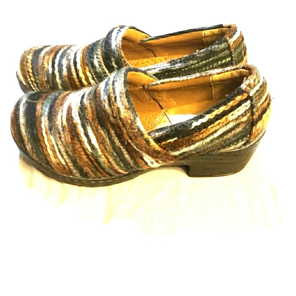 B.O.C. Nadiyya Brown Multi Yarn Clogs