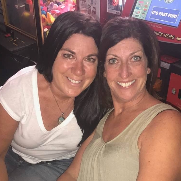 Meet your Posher, Sue - Picture 1 of 1