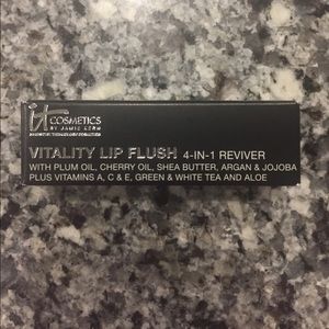 IT Cosmetics Vitality Lip Flush "Je ne said quoi"
