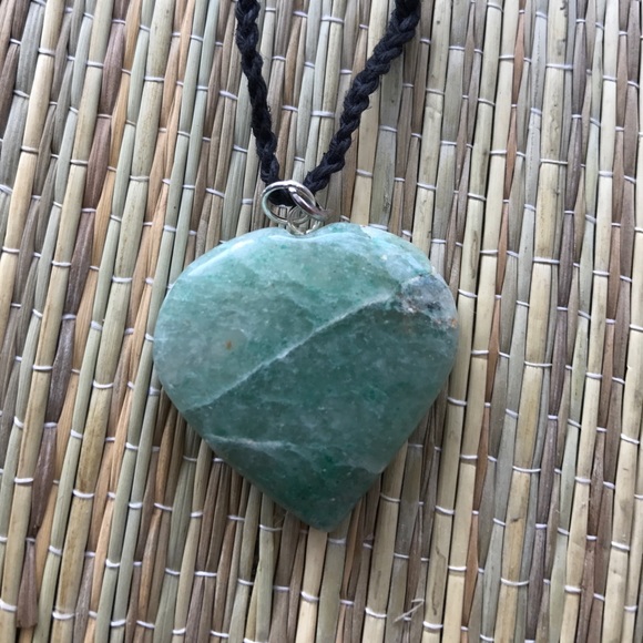 Heart Chakra Crystal PENDANT - Picture 3 of 5