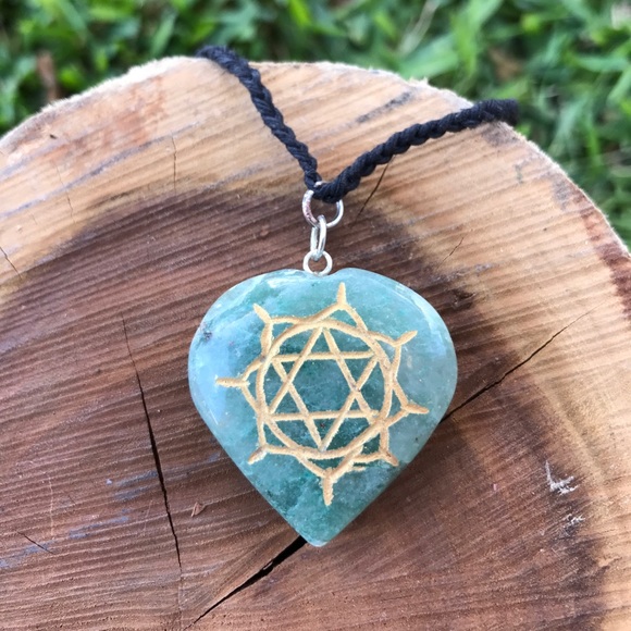 Heart Chakra Crystal PENDANT - Picture 1 of 5