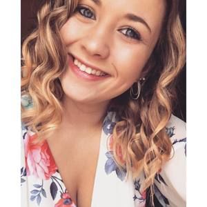 Meet your Posher, Brooke