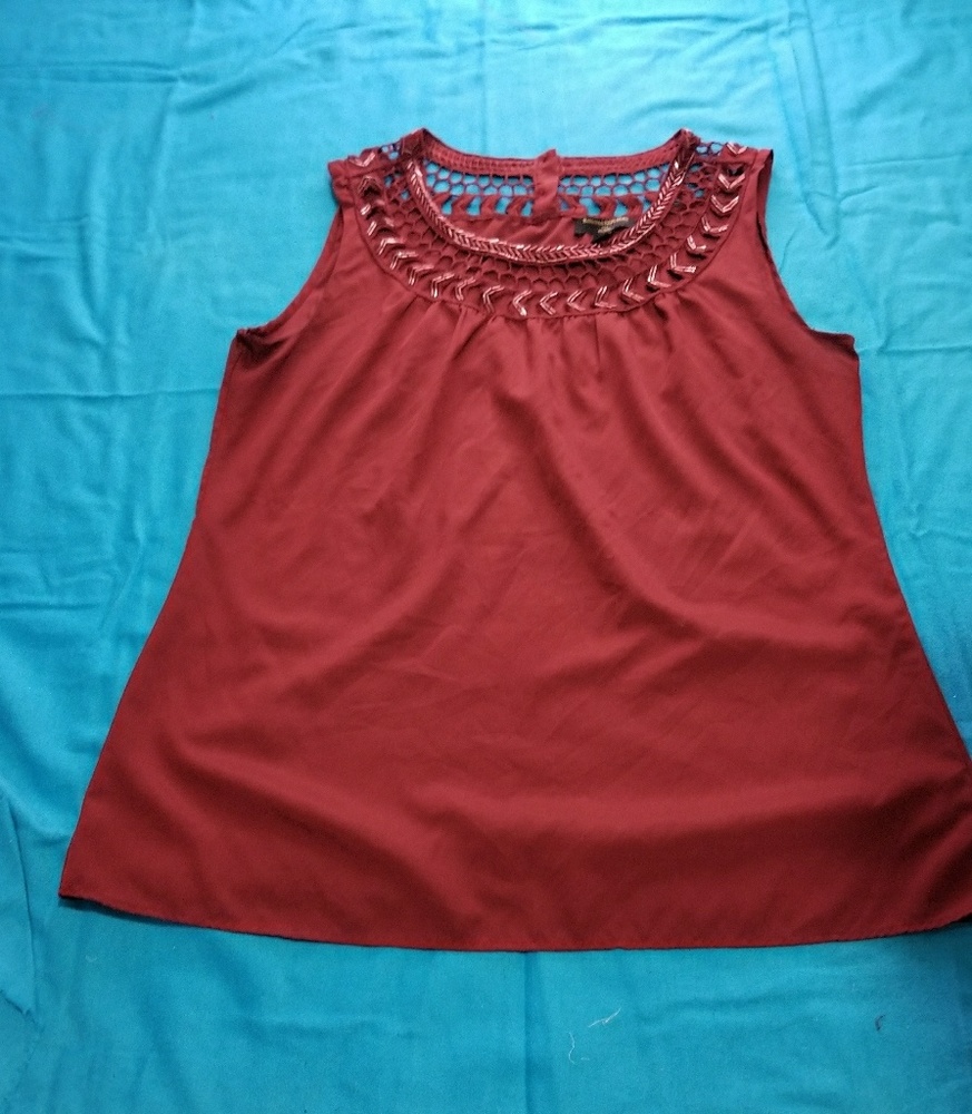 Banana Republic maroon tank