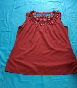 Banana Republic maroon tank
