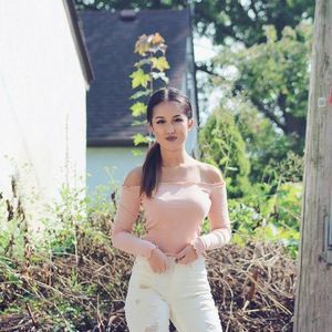 Meet your Posher, Mai ze
