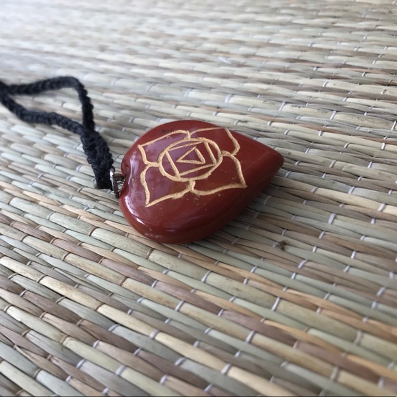 Root Chakra Crystal PENDANT • - Picture 5 of 6