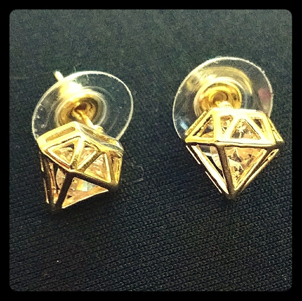 🥂🥂Bling stud earring Gold