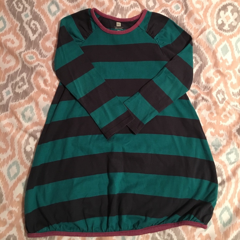 Very cute stipe girls Dress Sz 4
