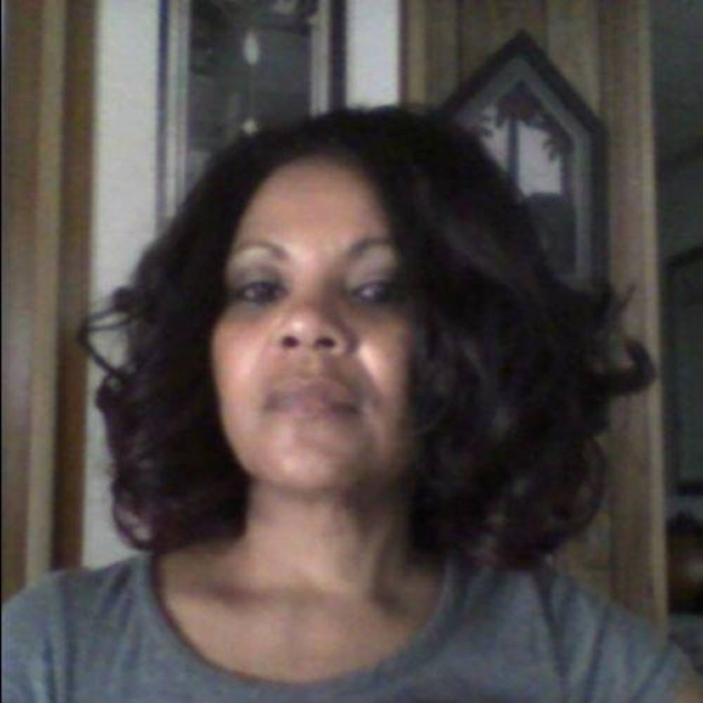 Meet your Posher, Sonia