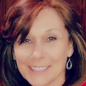 Meet your Posher, Edna