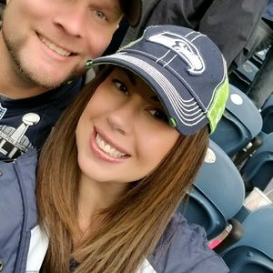 Meet your Posher, Sharkene