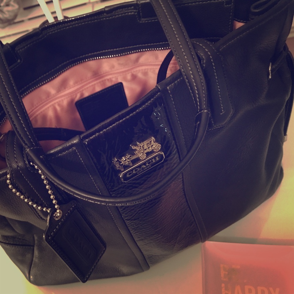 Coach Black Leather Tote Bag/Purse