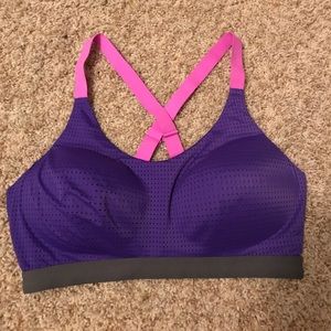 PRICE DROP 🚨Victoria's Secret VSX SPORT bra