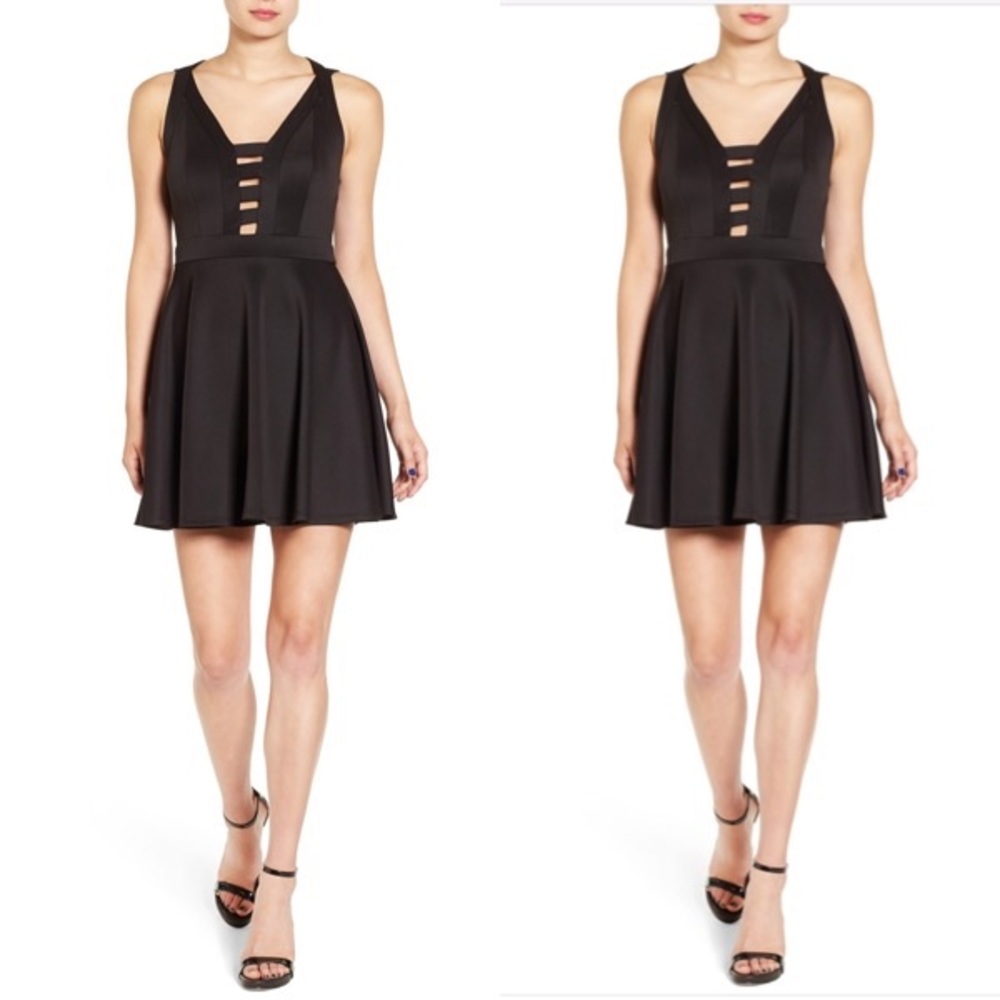 🆕NWT Love, Nickie Lew Black cocktail Dress SIZE M
