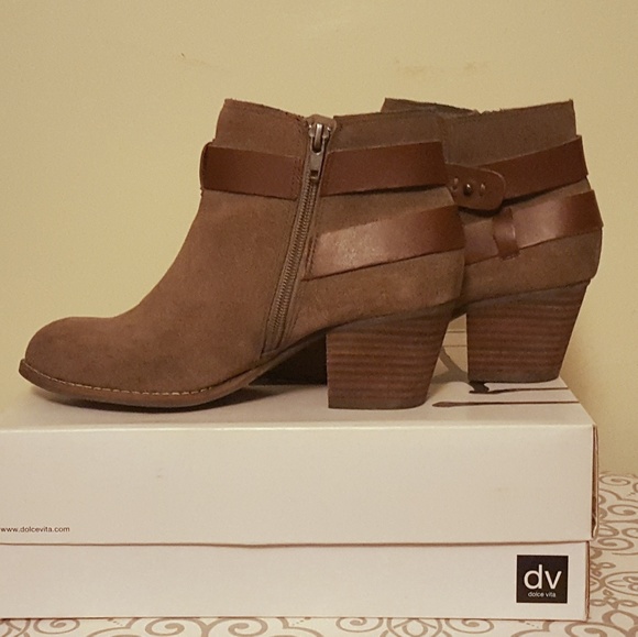 DV Dolce Vita  Jaxen bootie taupe suede size 7 - Picture 2 of 5