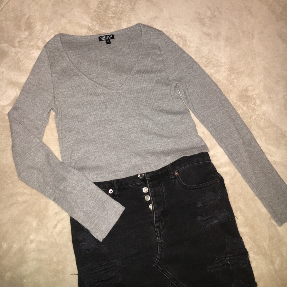 Gray Topshop long sleeve crop