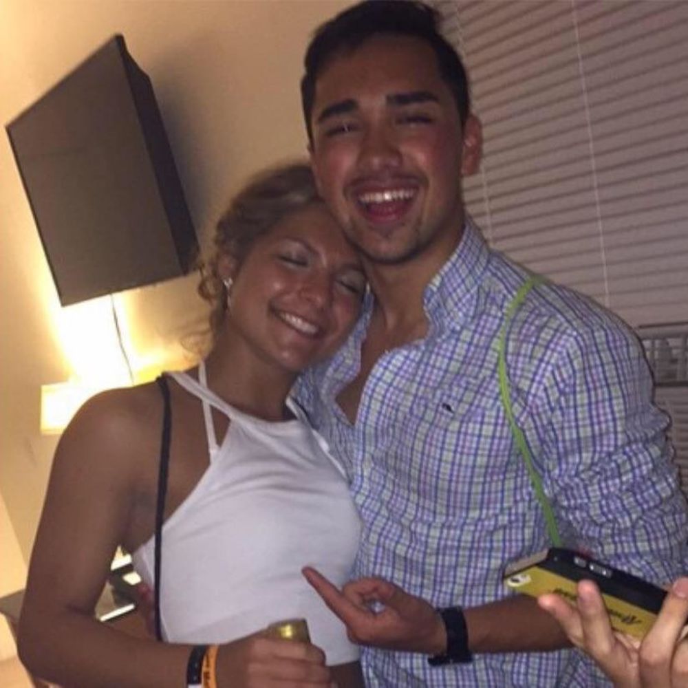 Meet your Posher, Derik