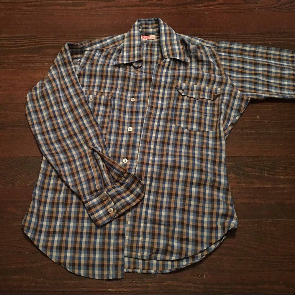 Levi's vintage-style checkered button-down shirt.