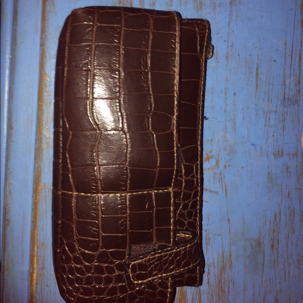 Wallet with 3 pockets lots of space