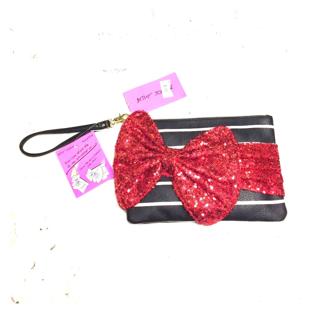 Betsey Johnson NWT Wizard of Oz Wristlet/Clutch!