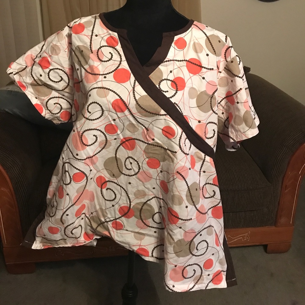 Scrub top