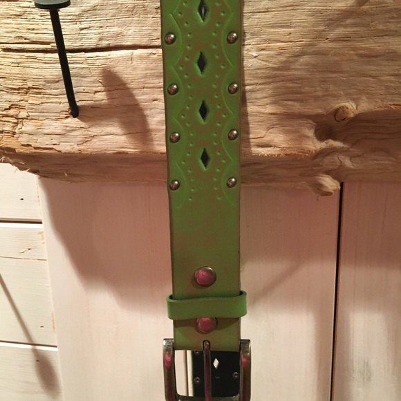 Rustic Green Belt - Picture 2 of 3