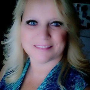 Meet your Posher, Melanie