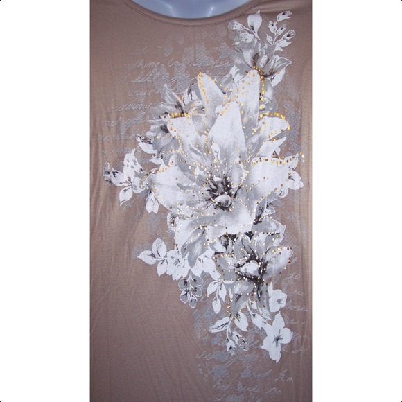 YUMMY PLUS 4X ‘Layer Look' Top NEW - Picture 3 of 8