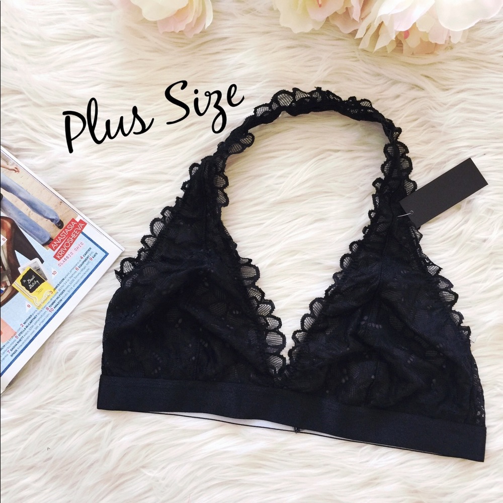 Black Plus Size Lace Halter Bralette