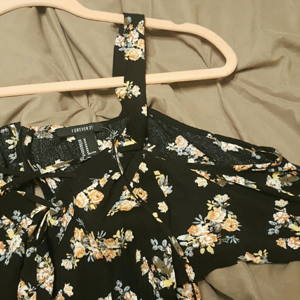Romper - Picture 4 of 6