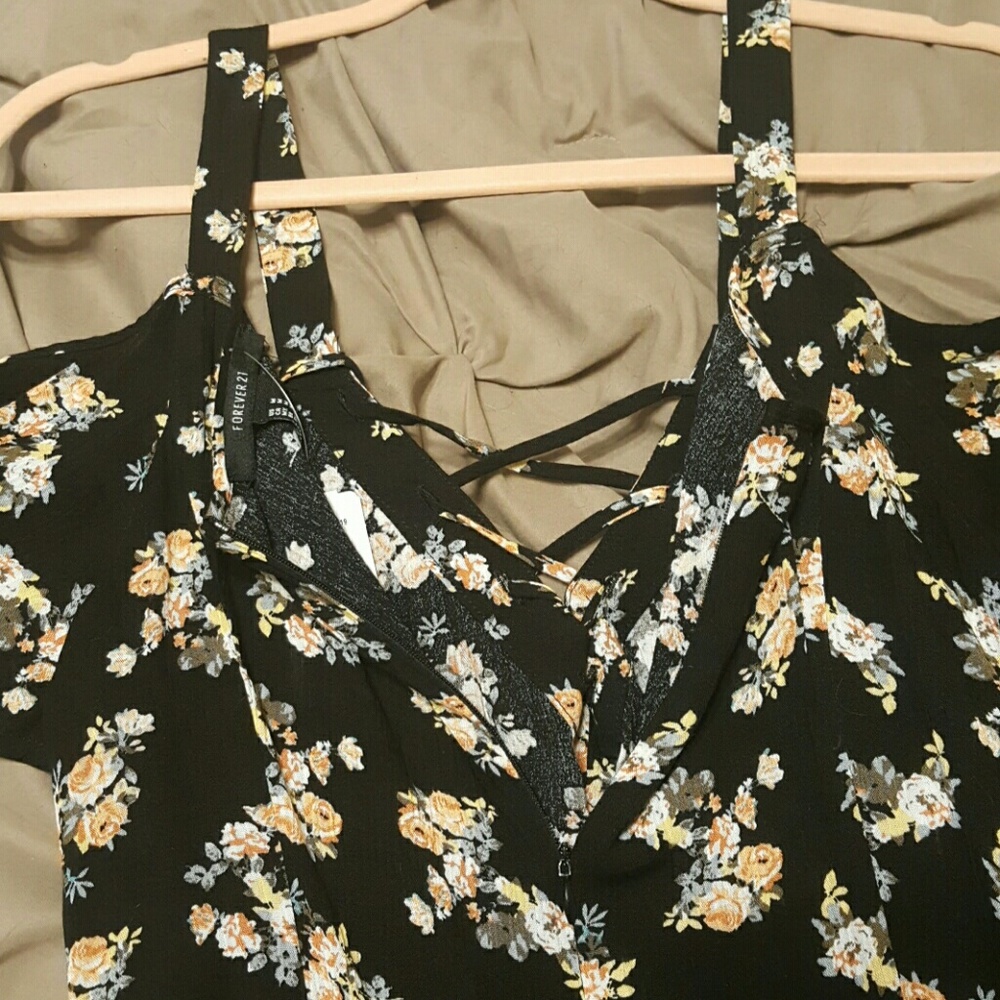 Romper - Picture 5 of 6