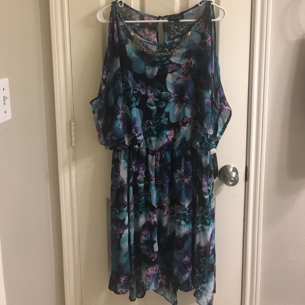 COOL TONED PRINT + nwt dress