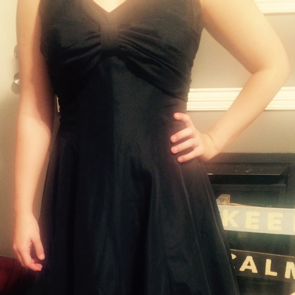 Classy Black Semi-formal Dinner Dress