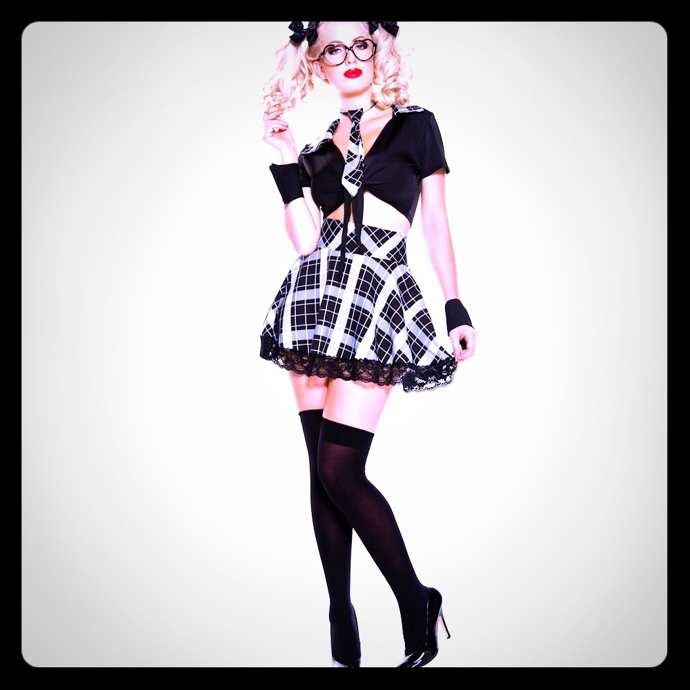 😏😉 NWT Naughty Schoolgirl Halloween Costume