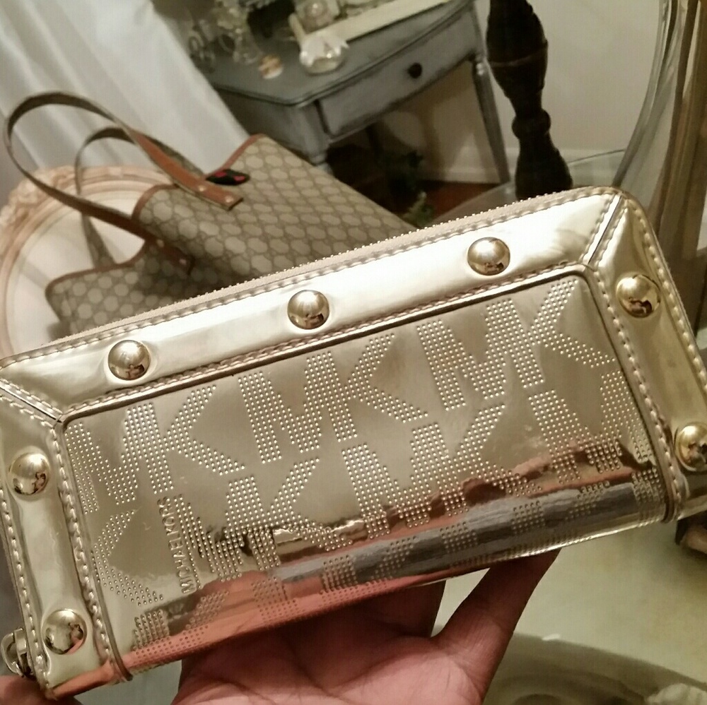 Michael Kors Wallet!