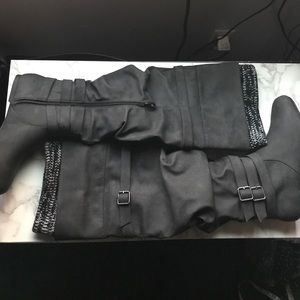 Knee high winter boots 👢