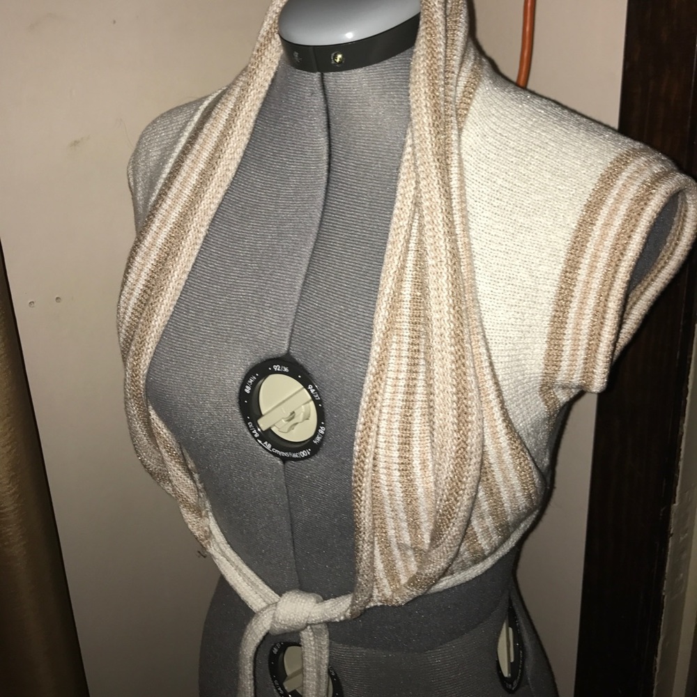 Bebe crop top size small