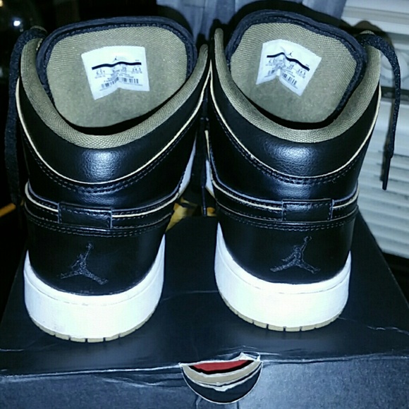 Air jordan 1s - Picture 3 of 4