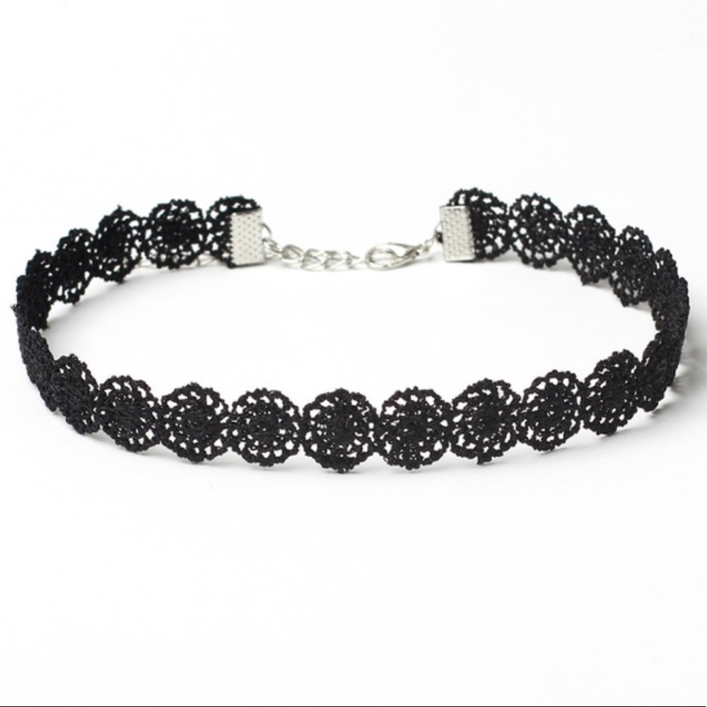Black Choker
